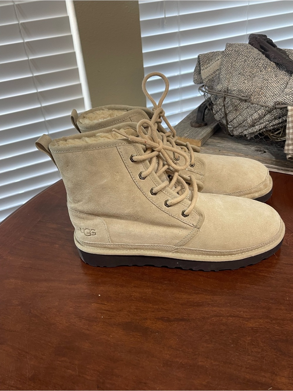 UGG Neumel High Suede Boot Harkley 110711